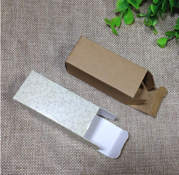 Superficie opaca d'imballaggio della laminazione della scatola di carta del regalo di cura di pelle con il logo dell'oro della stagnola